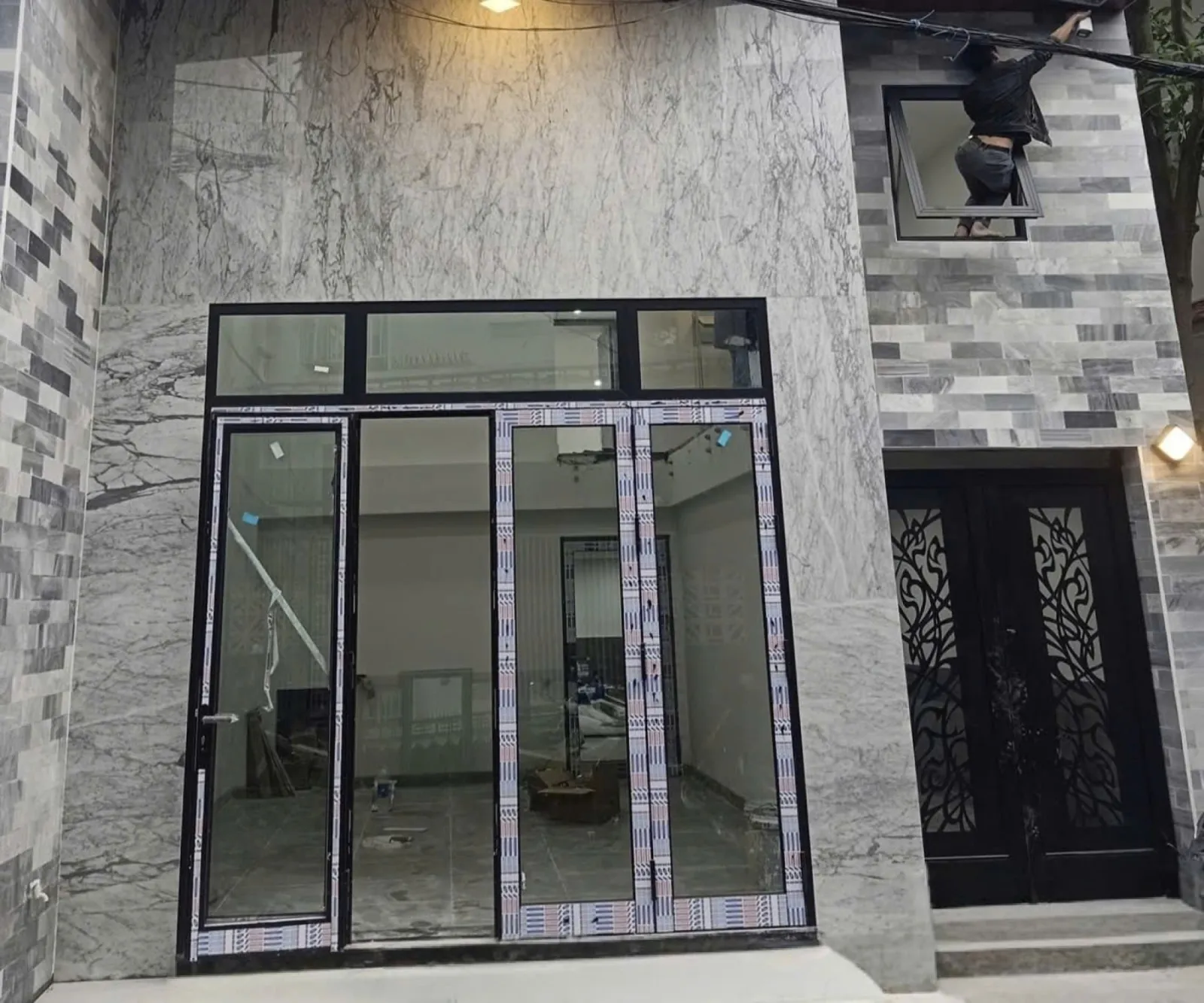 Cửa đi mở quay — hình 6/8, xem đầy đủ