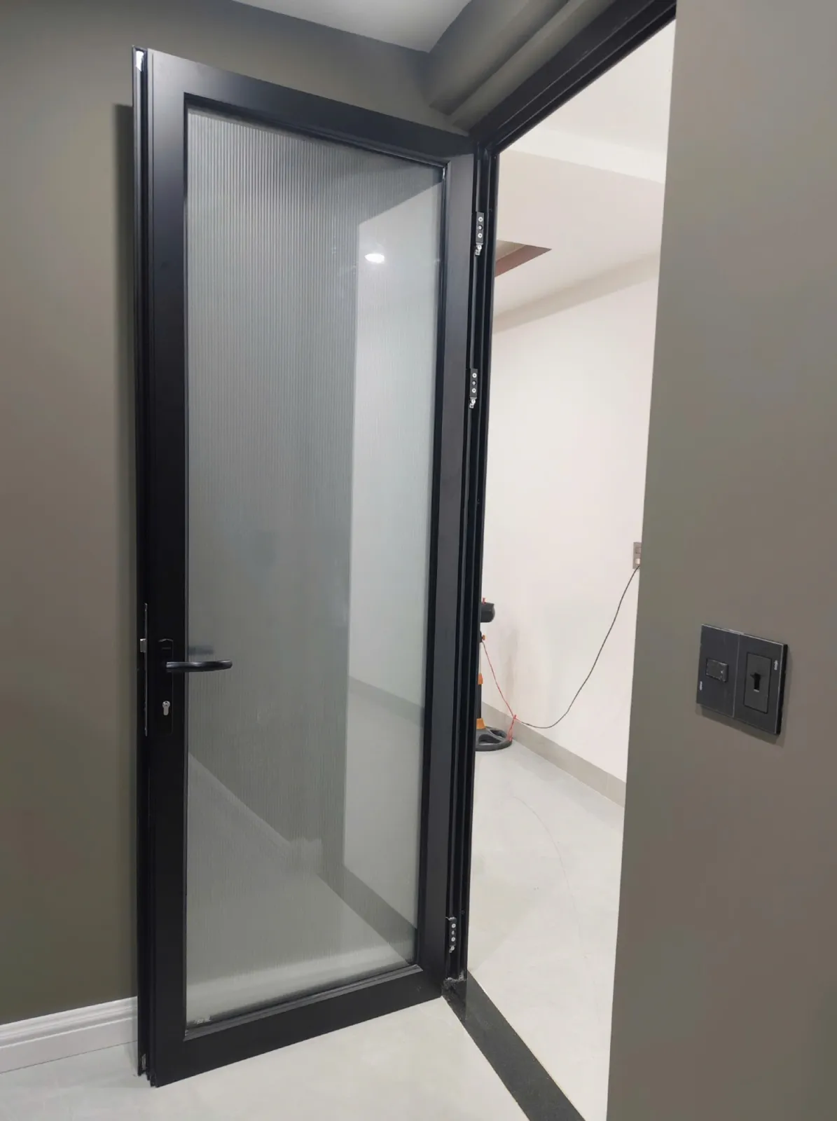 Cửa đi mở vào — hình 2/8, xem đầy đủ