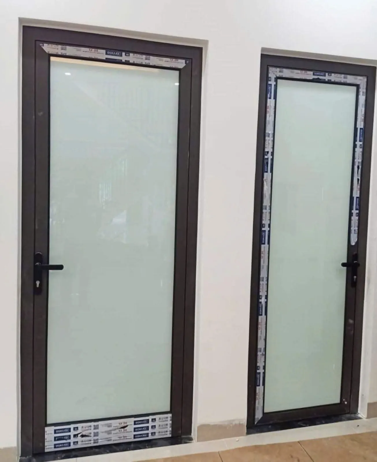 Cửa đi mở vào — hình 8/8, xem đầy đủ