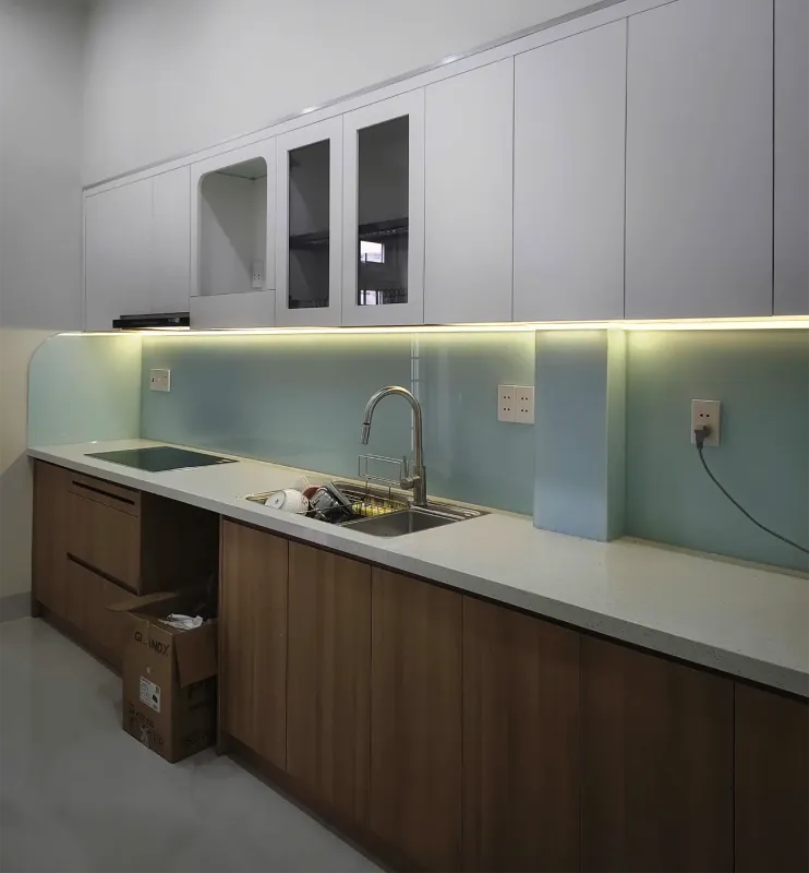 Kính bếp màu Trắng Xanh Đà Nẵng — hình 4/4