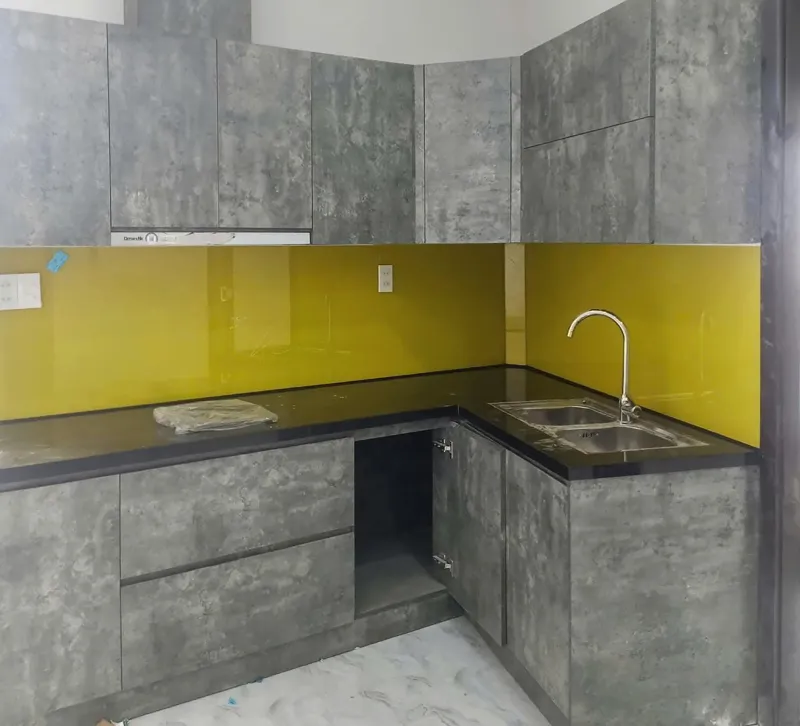 Kính bếp màu Vàng Trung Đà Nẵng — hình 2/2