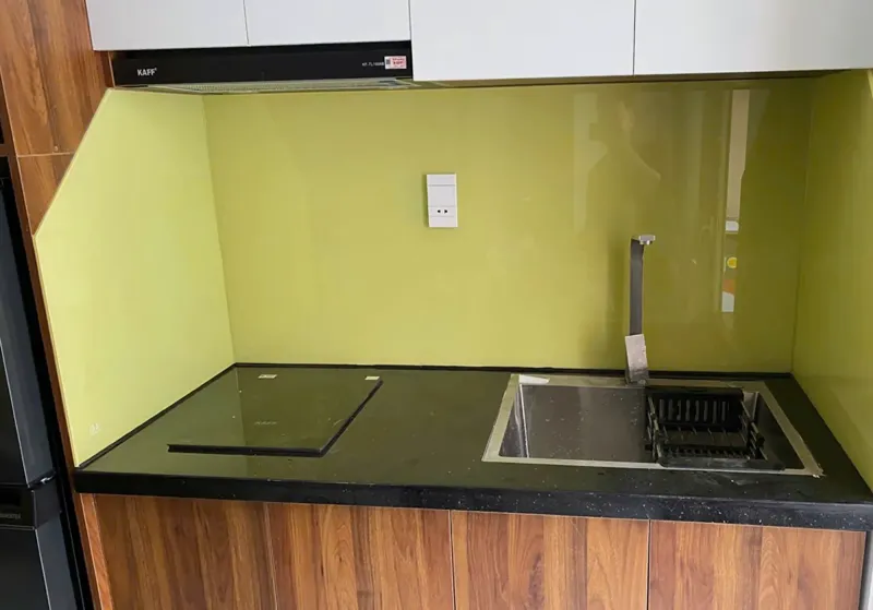 Kính bếp màu Vàng Nhạt Đà Nẵng — hình 3/4