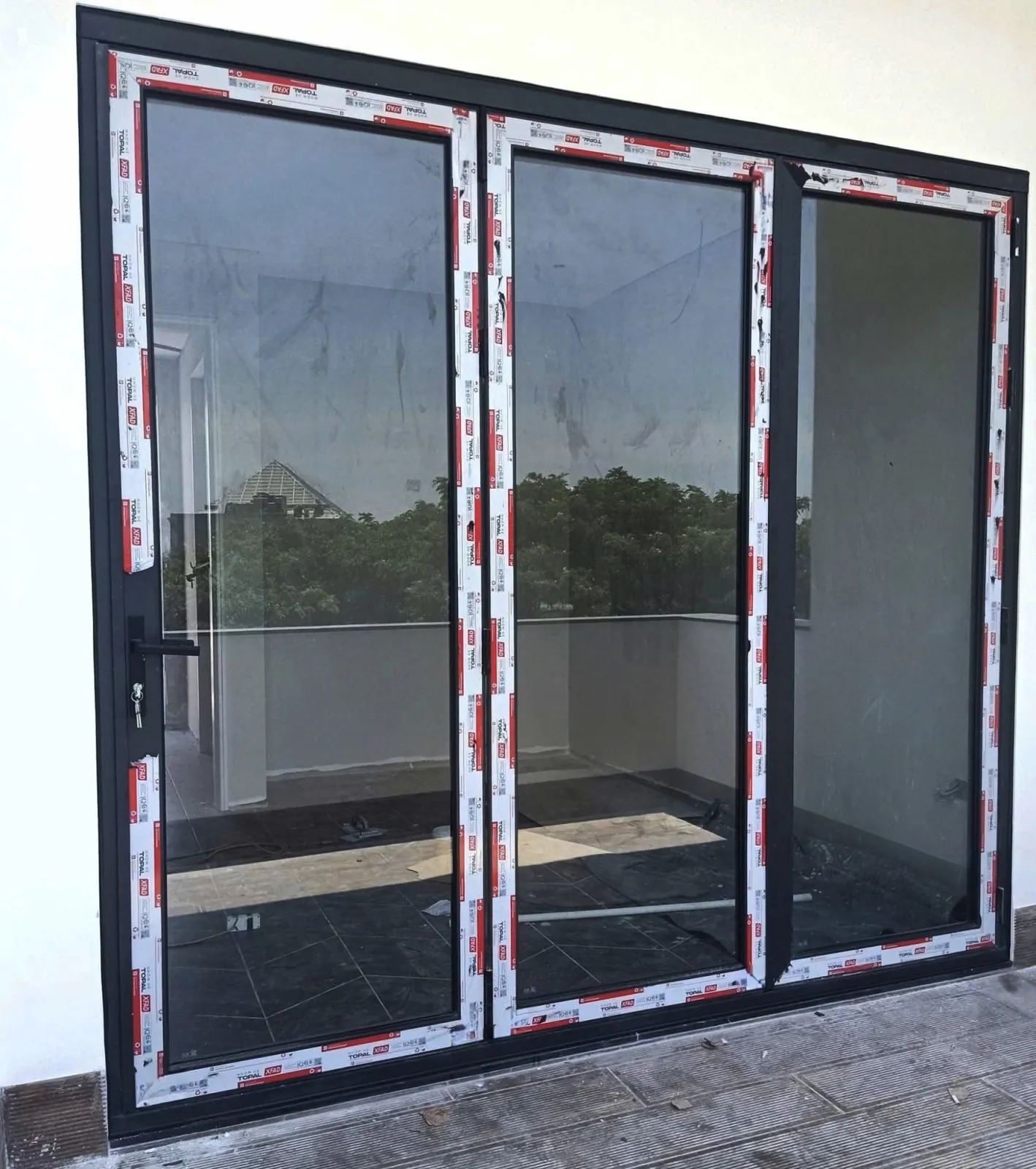 Cửa xếp trượt — hình 3/5, xem đầy đủ
